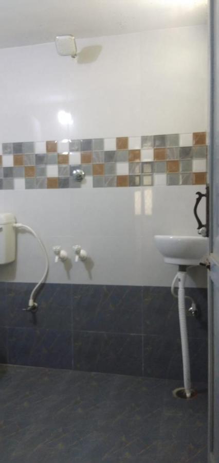 Madura Homestay - Gorgeous Home With 2Bhk 5 Minutes From Nh44 마두라이 외부 사진